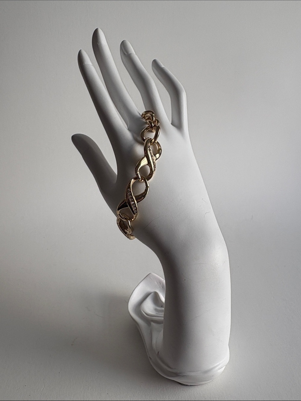 SAQ Gold Chain Link Bracelet Polished Classic Women Jewelry